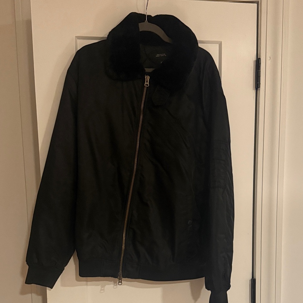 NWOT 10.Deep Dark Bomber Jacket with Plush Collar